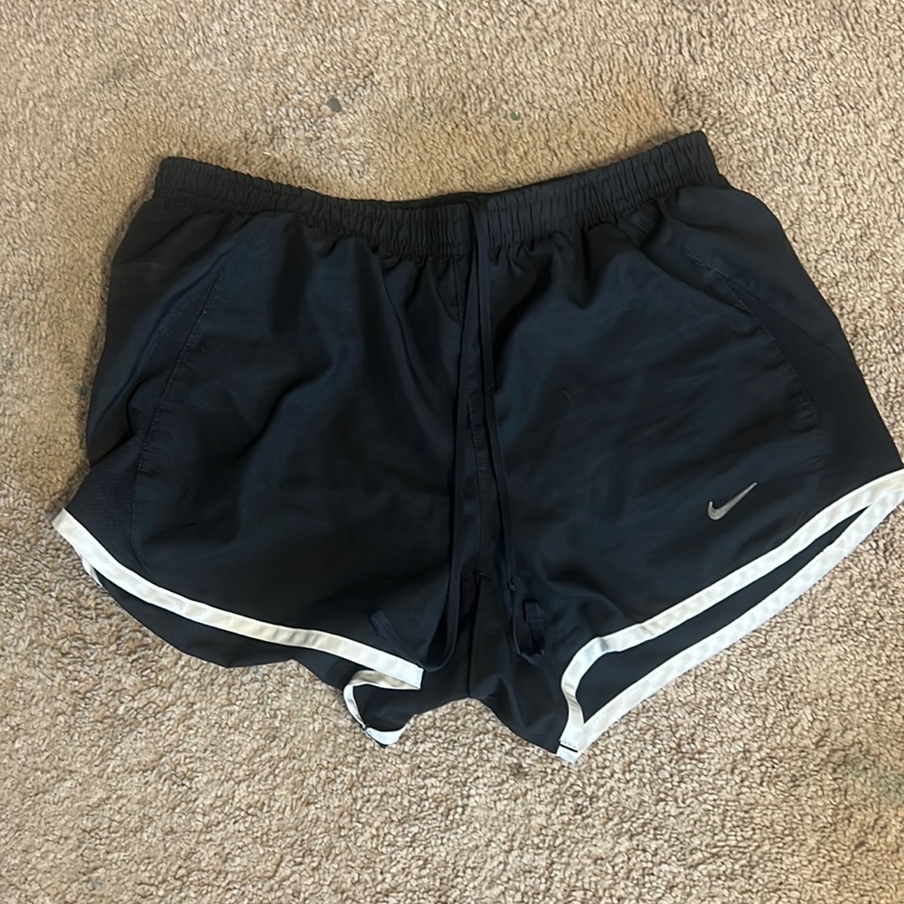 Black Nike shorts